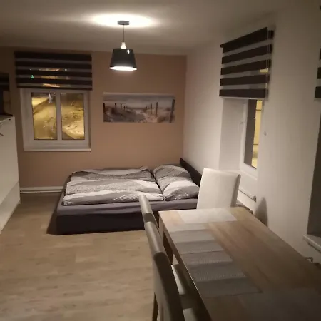 U Posty Apartment *